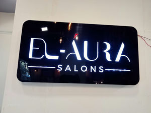 El Aura Unisex Salon