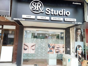 Sr Studio Unisex Salon